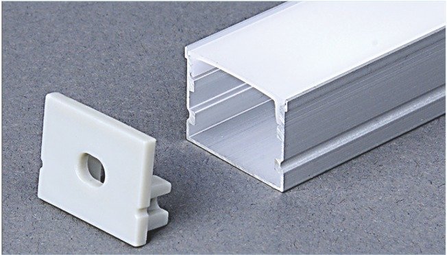 Aluminium Trunk 20*15A with Cover Edge