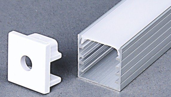 Aluminium Trunk 15*15A with Cover Edge